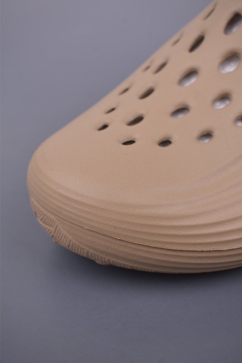 Nike ReactX Rejuven8 Slide view