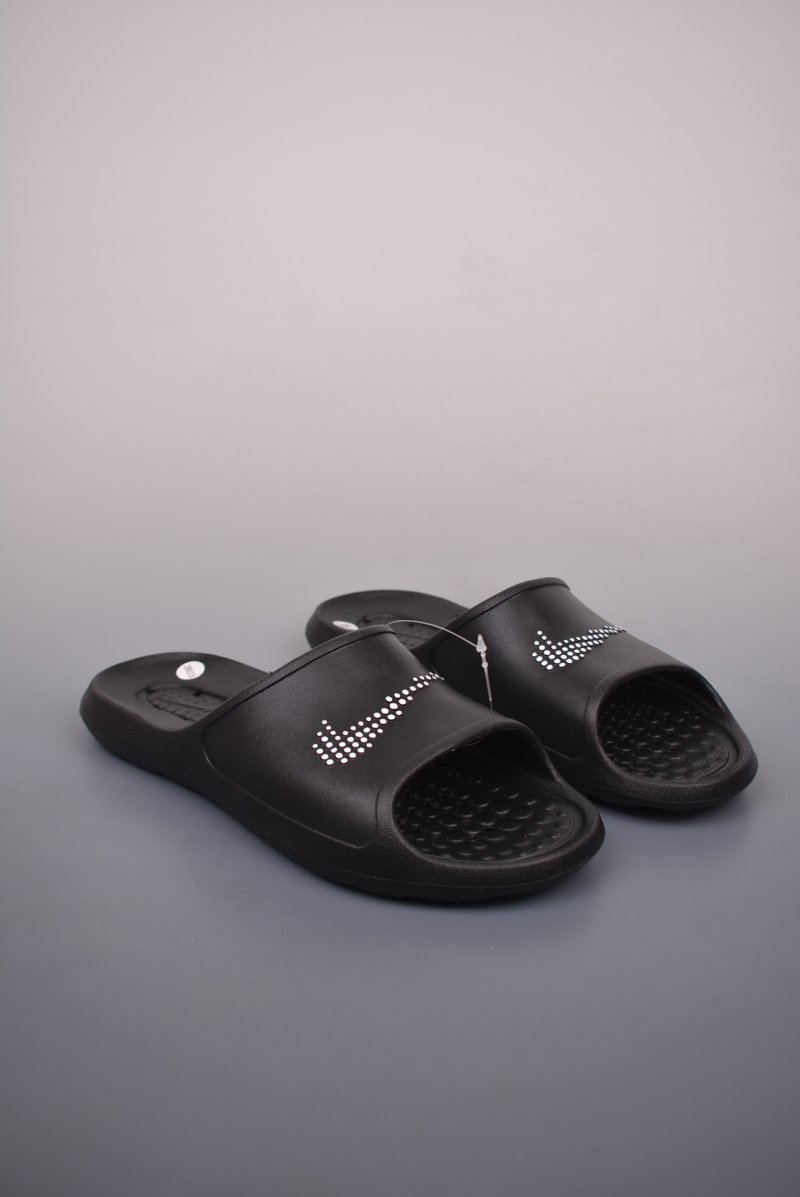 Nike Victori One Shower Slide