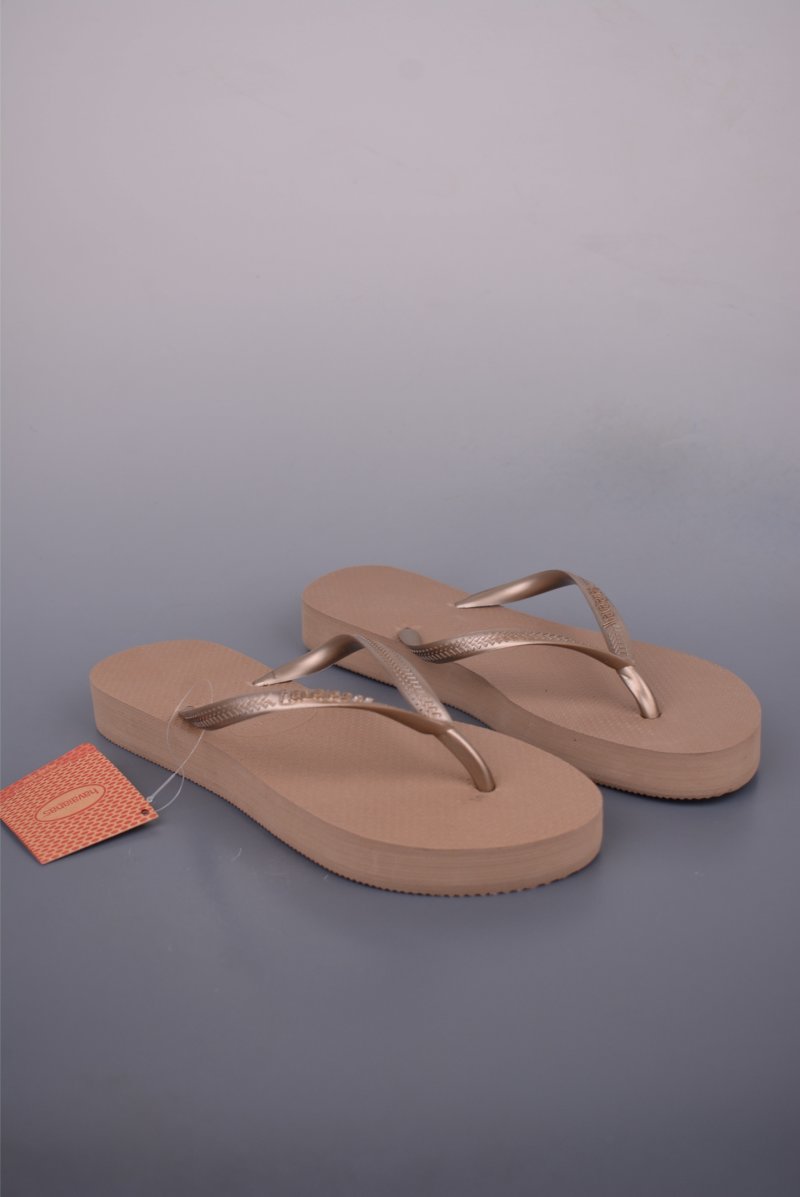 Havaianas Classic Thong Sandal
