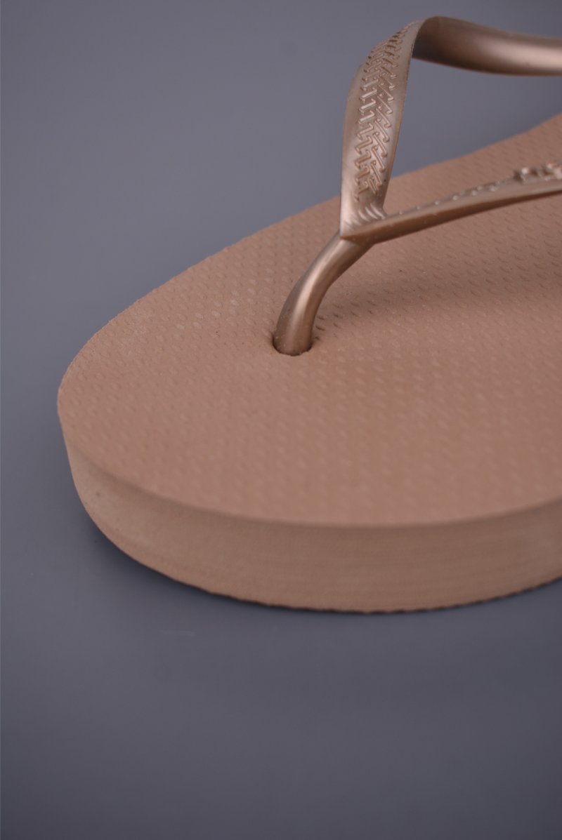 Havaianas Classic Thong Sandal view