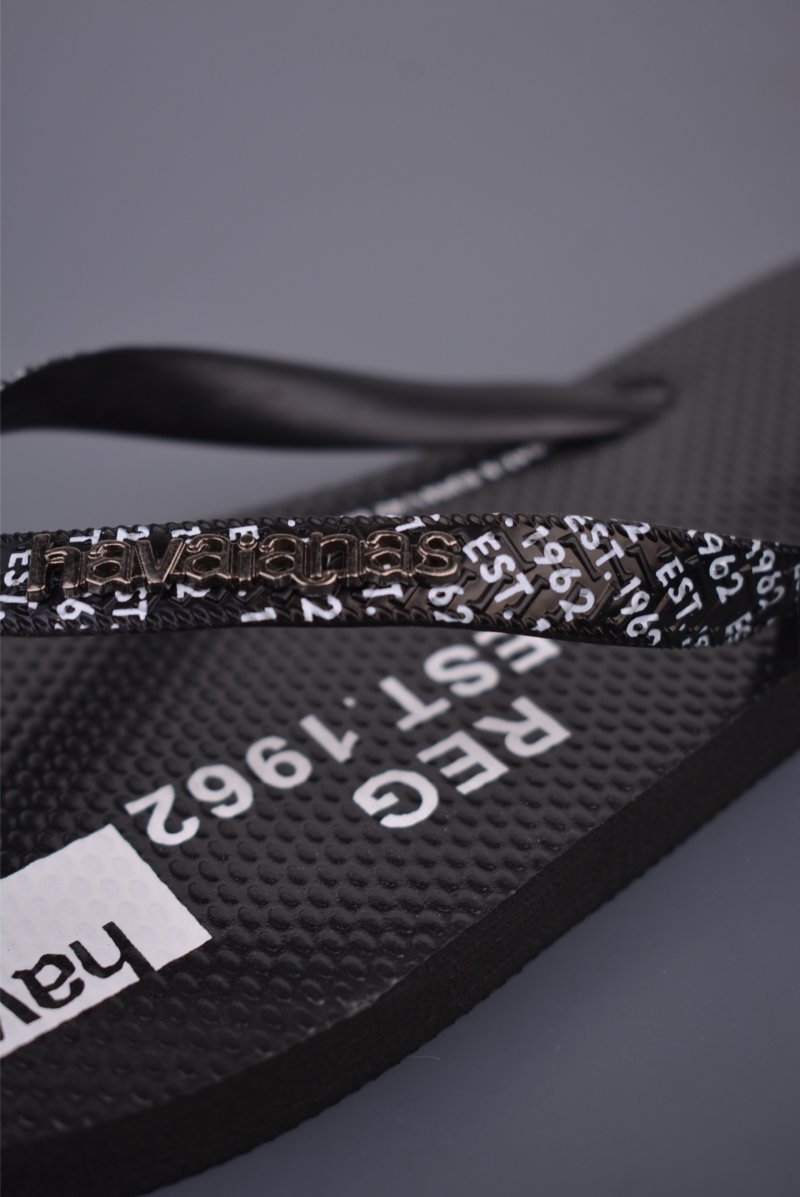 Havaianas Classic Thong Sandal view