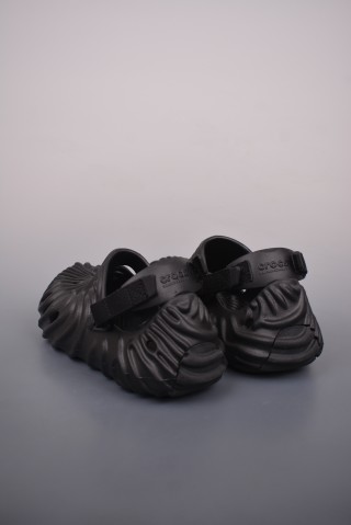 Salehe Bembury Crocs Pollex Clog view 2