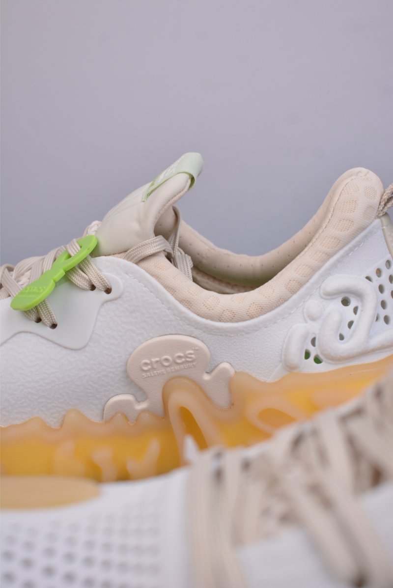 Salehe Bembury Crocs Pollex Juniper view