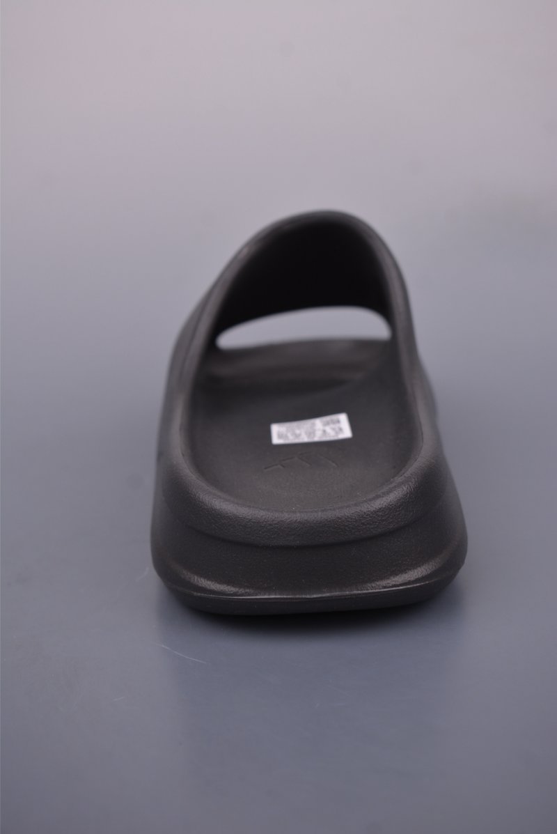 Yeezy Slide view