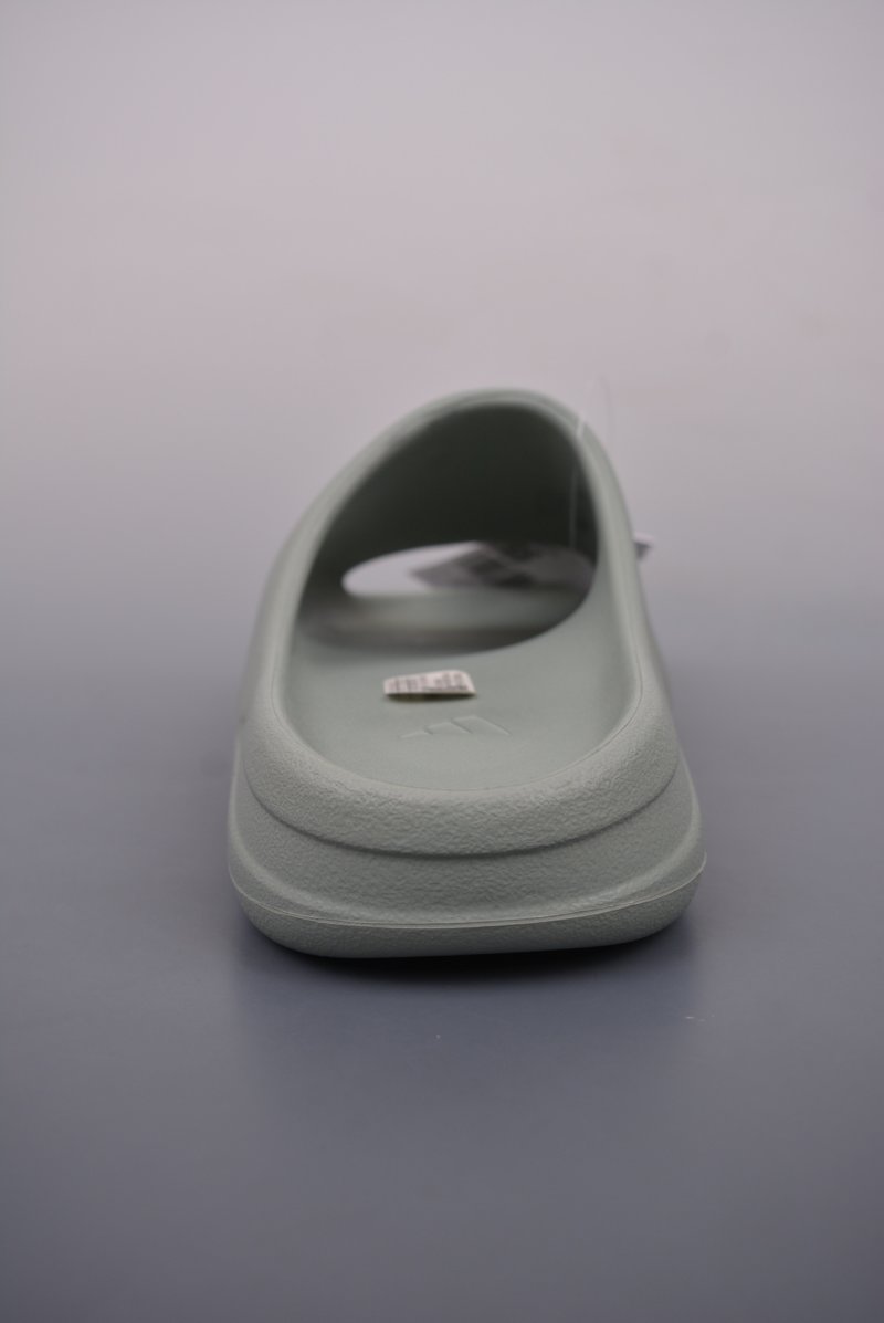 Yeezy Slide view