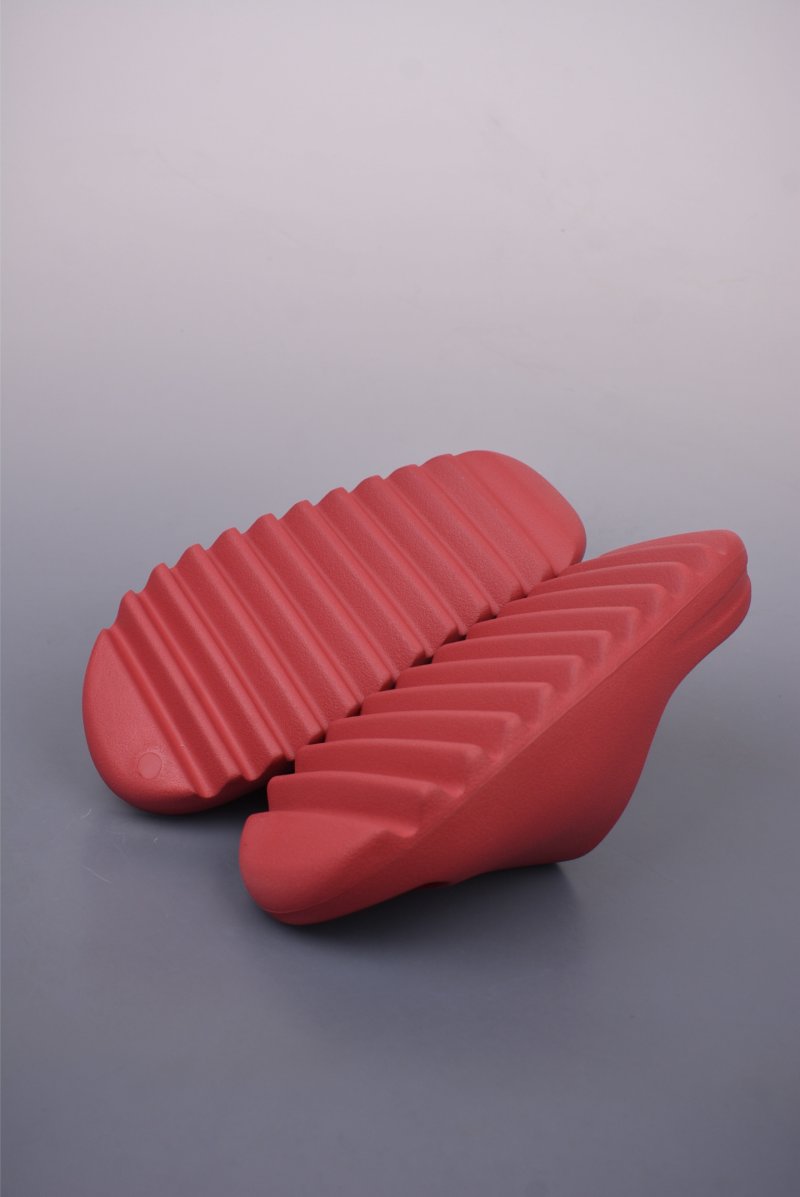 Yeezy Slide view