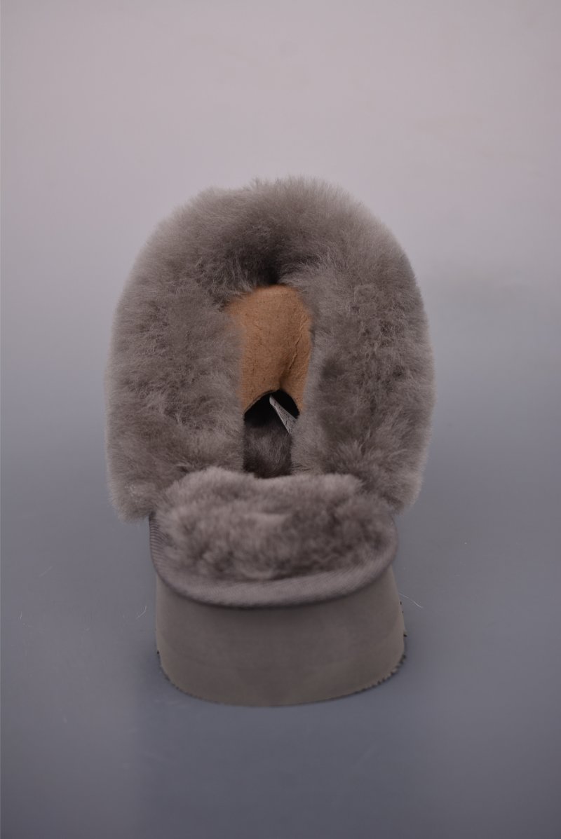 UGG Diaquette 'Red' view