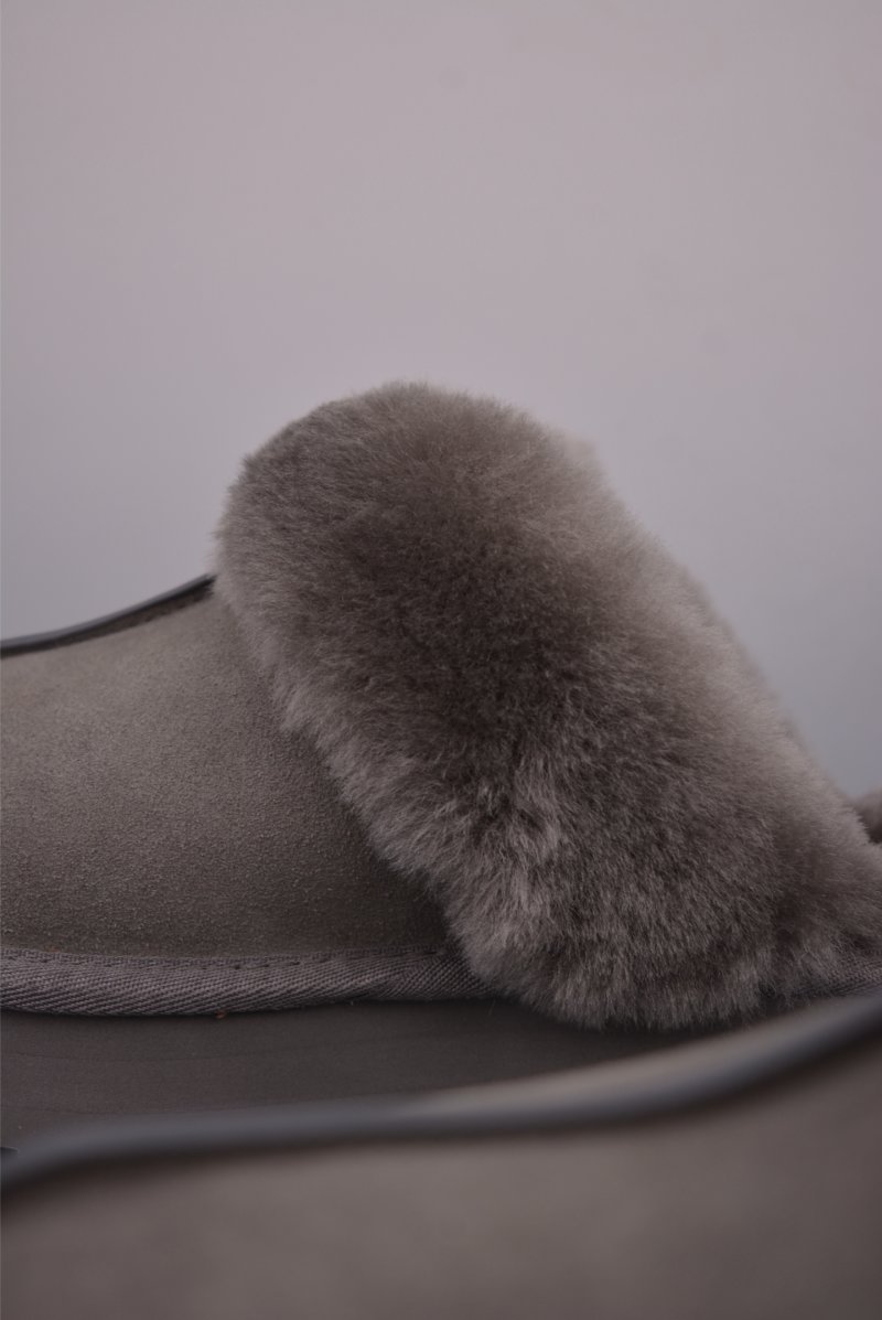 UGG Diaquette 'Red' view