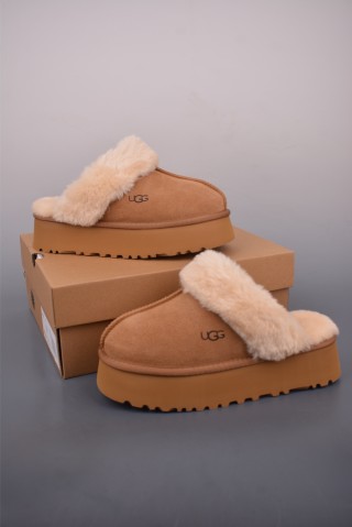 UGG Diaquette 'Red' view 14