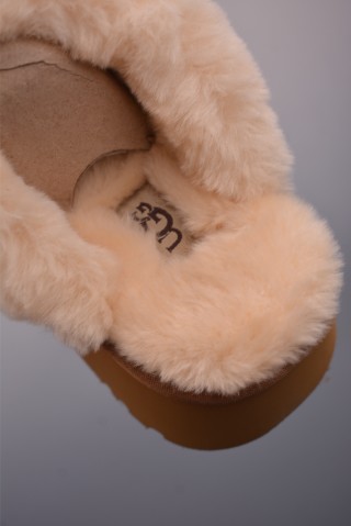 UGG Diaquette 'Red' view 18