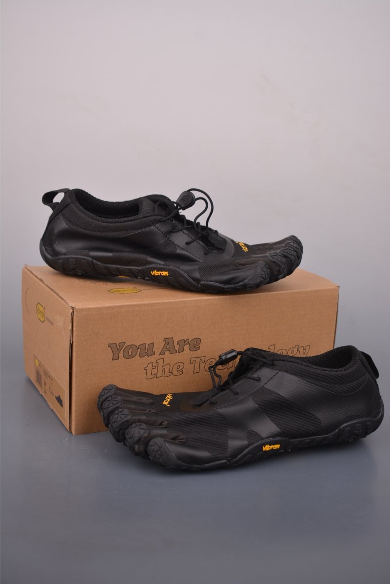 Vibram Suicoke Low-Cut view