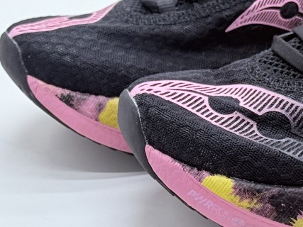 Saucony Endorphin Pro 'Black / Pink' view 7
