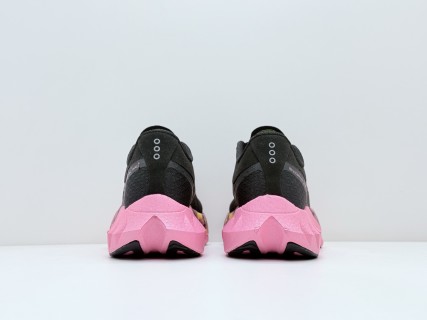 Saucony Endorphin Pro 'Black / Pink' view 9