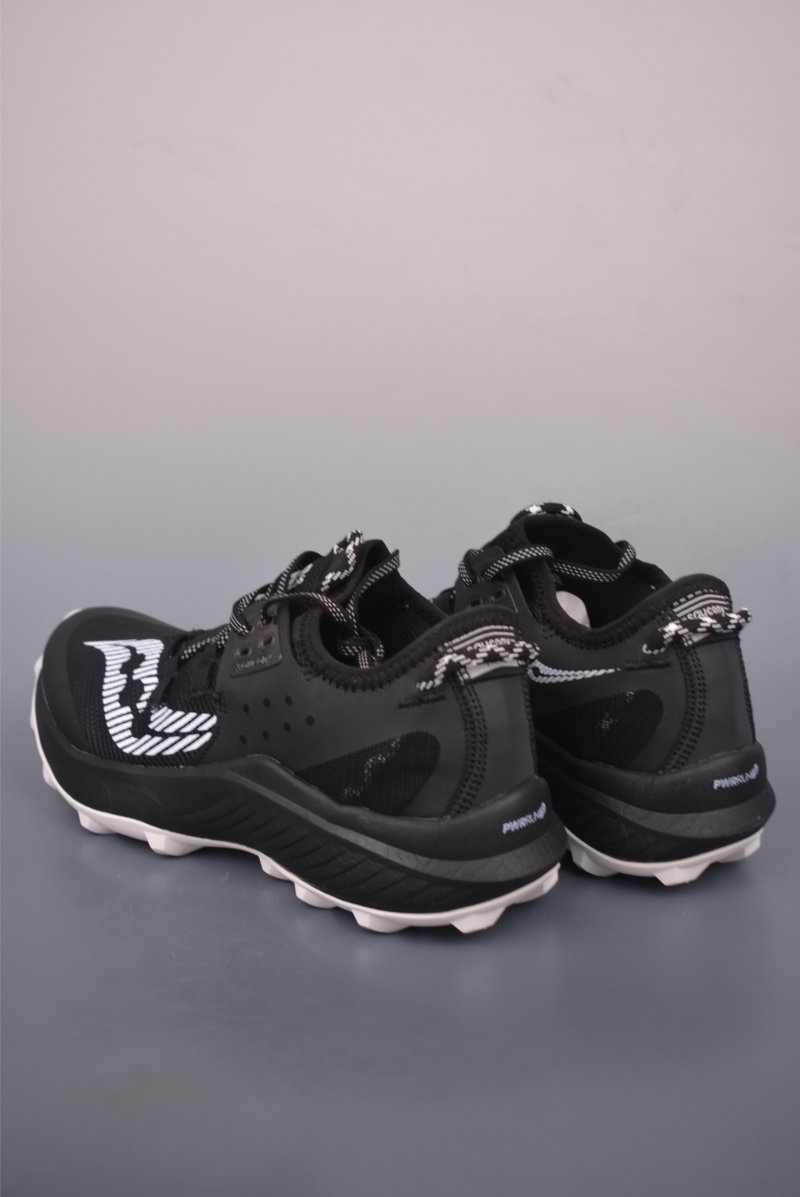 Saucony Endorphin Rift view