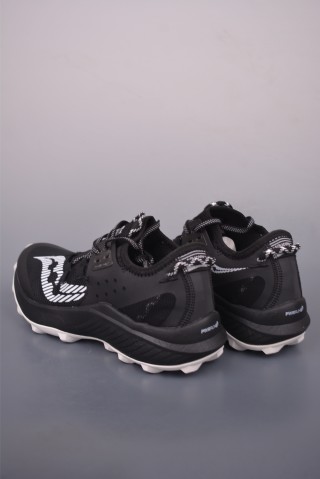Saucony Endorphin Rift view 2