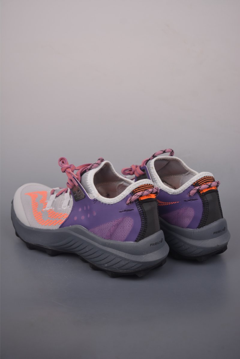 Saucony Endorphin Rift view