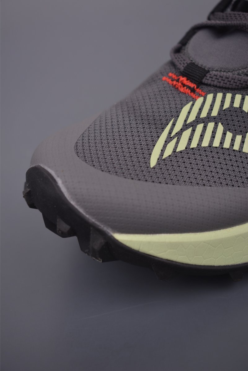 Saucony Endorphin Rift view
