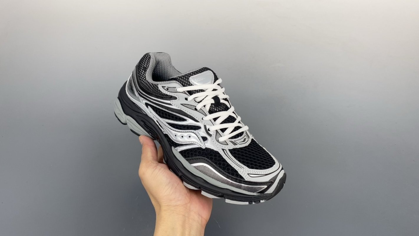 Saucony Pro Grid Omni 9