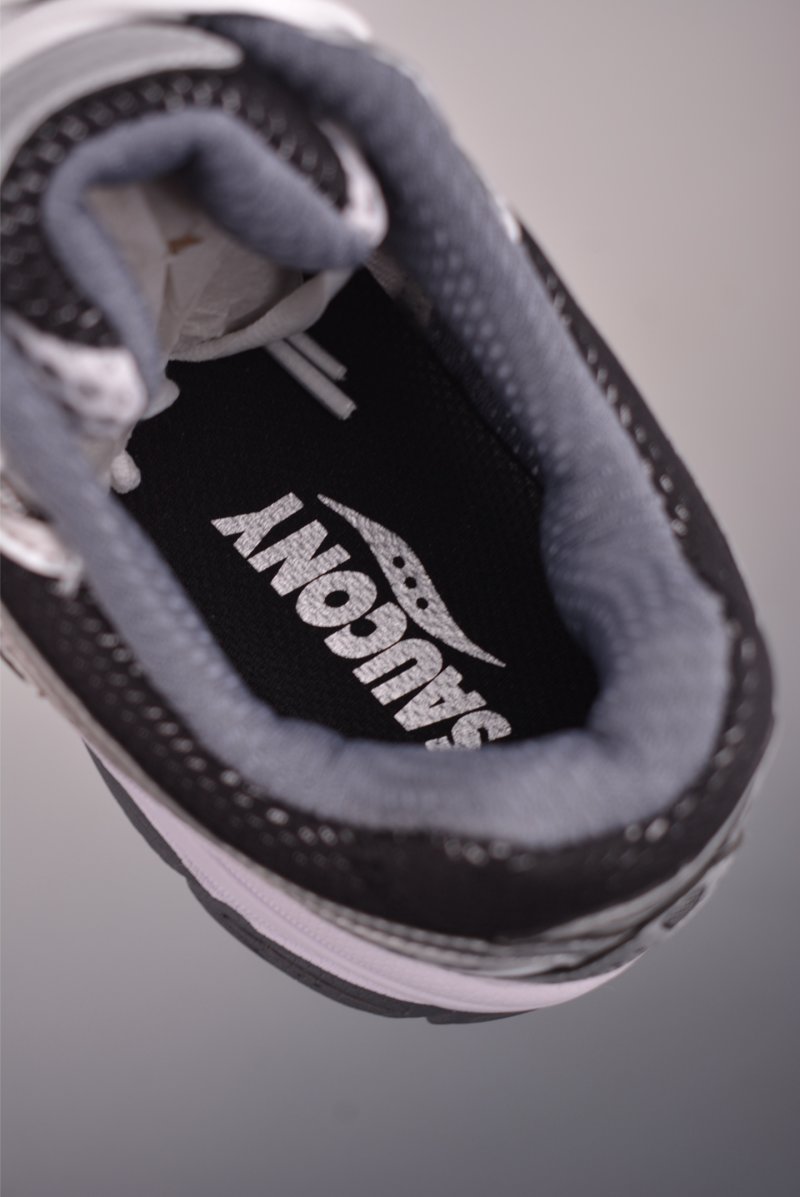 Saucony Pro Grid Omni 9 view