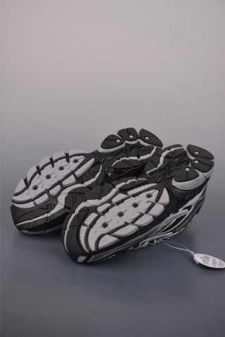 Saucony Pro Grid Omni 9 view 3