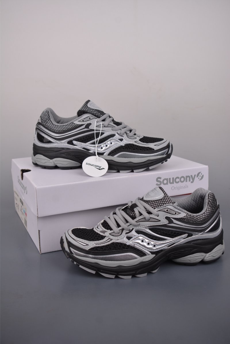 Saucony Pro Grid Omni 9 view