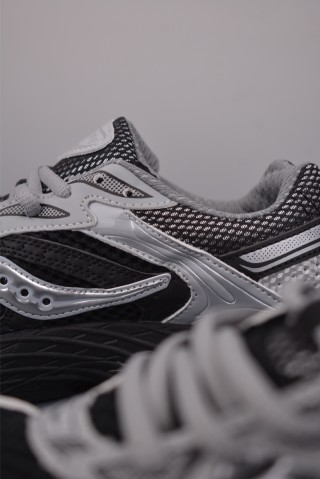 Saucony Pro Grid Omni 9 view 8