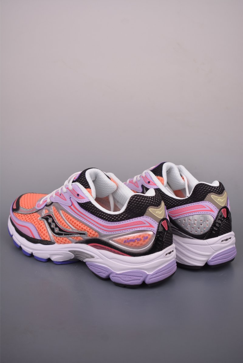 Saucony Pro Grid Omni 9 view