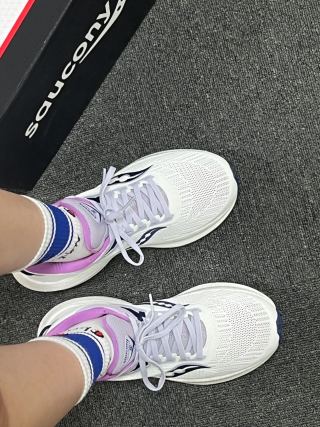 Saucony Triumph 21 view 5