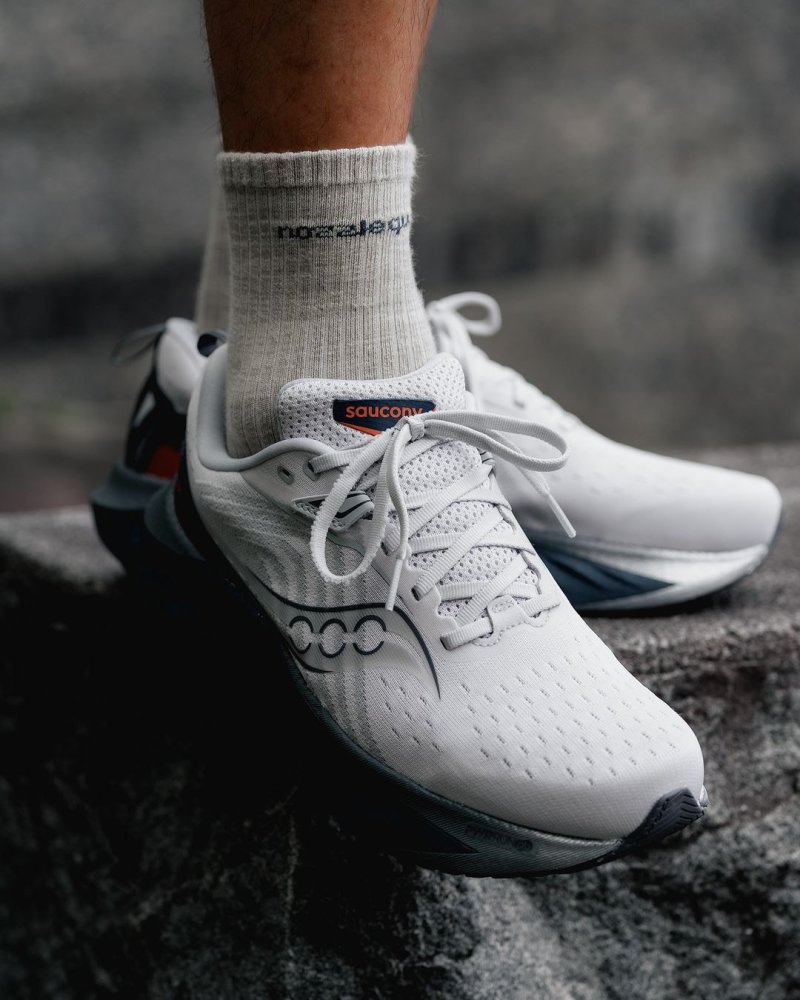 Saucony Triumph 22 view