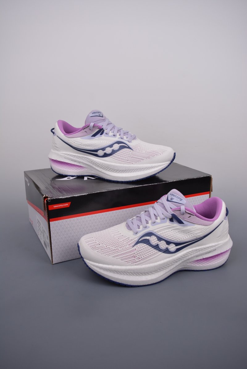 Saucony Triumph 21 view