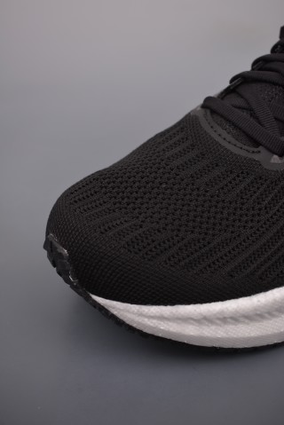 Saucony Triumph 21 view 6