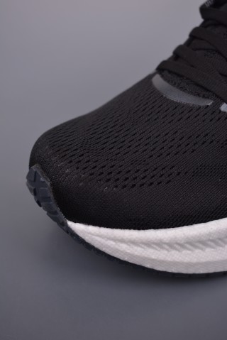 Saucony Triumph 20 view 6