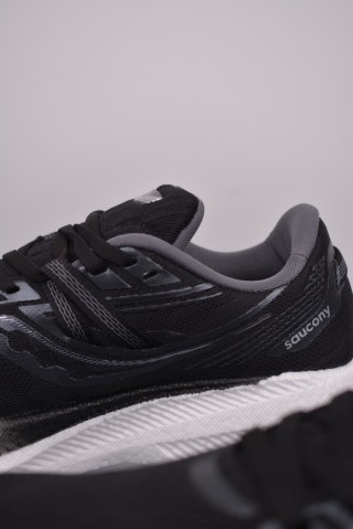 Saucony Triumph 20 view 8