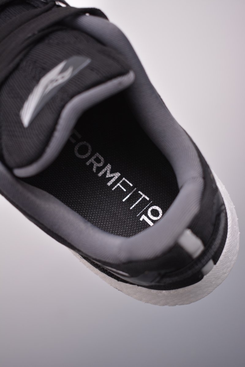 Saucony Triumph 20 view