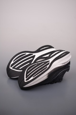 Saucony Triumph 20 view 12