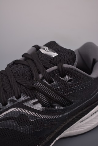 Saucony Triumph 20 view 16