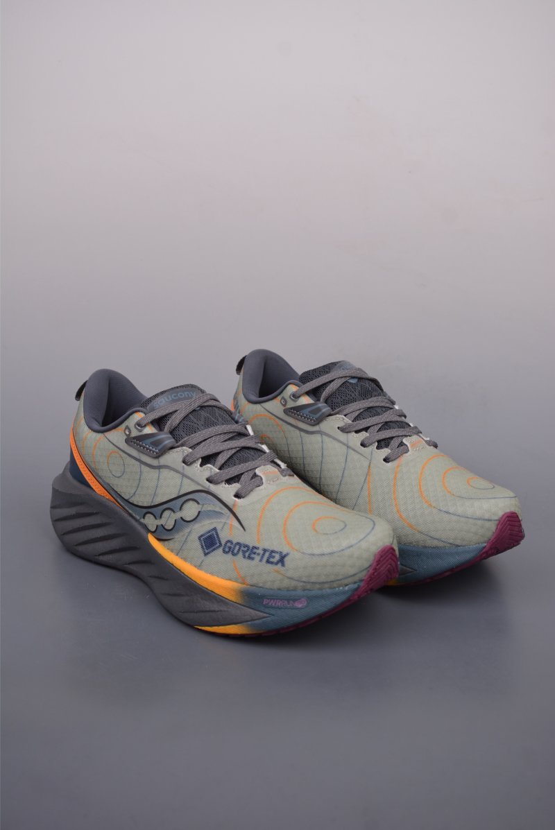Saucony Triumph 22 view