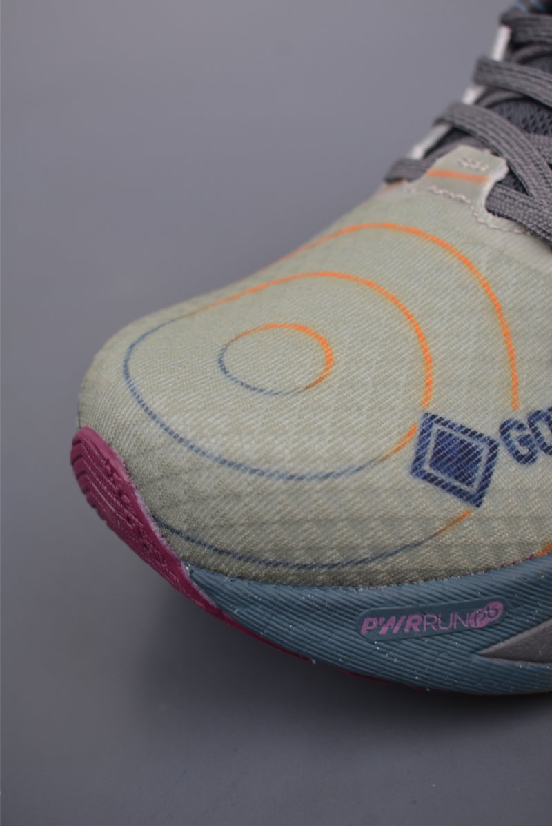 Saucony Triumph 22 view