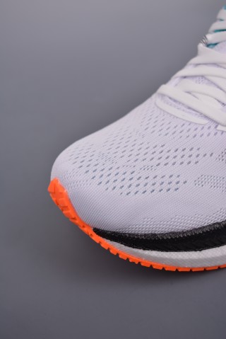 Saucony Triumph 20 view 24