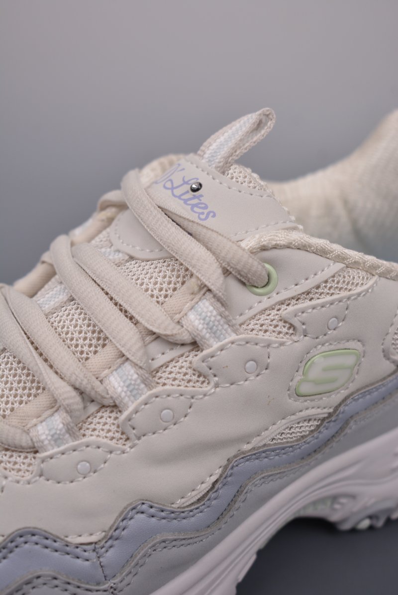 Skechers Dlires view