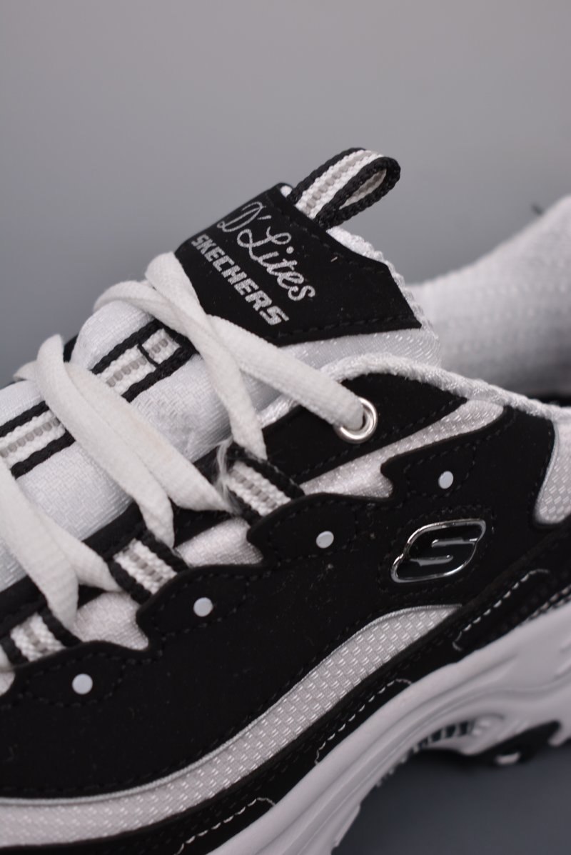 Skechers Dlires view