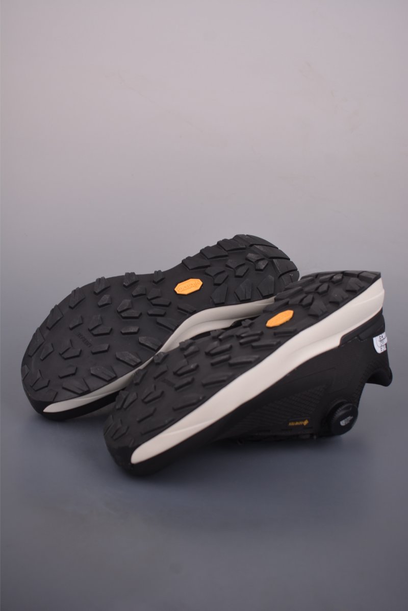 The North Face Glenclyffe Low 'Yellow / Gold' view