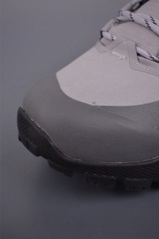 The North Face M Offtrail Hike 'Yellow / Gold' view 15