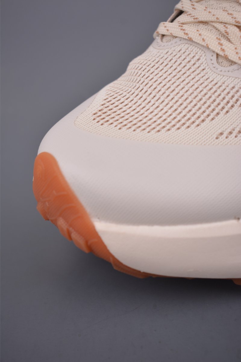 The North Face M Thermoball Traction Mule V view