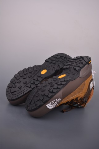 The North Face Men's Chilkat 'Gold' view 12
