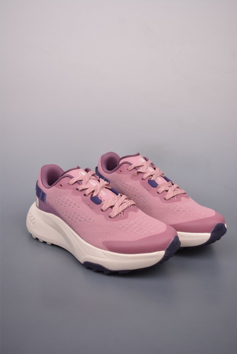 The North Face Altamesa 300