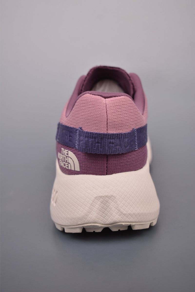 The North Face Altamesa 300 view