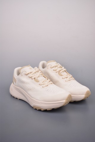 The North Face Altamesa 300 view 10