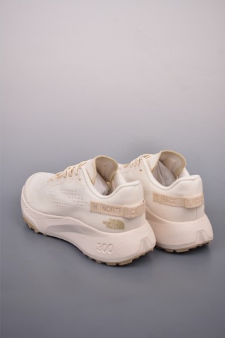 The North Face Altamesa 300 view 11