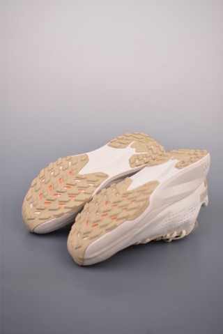 The North Face Altamesa 300 view 12